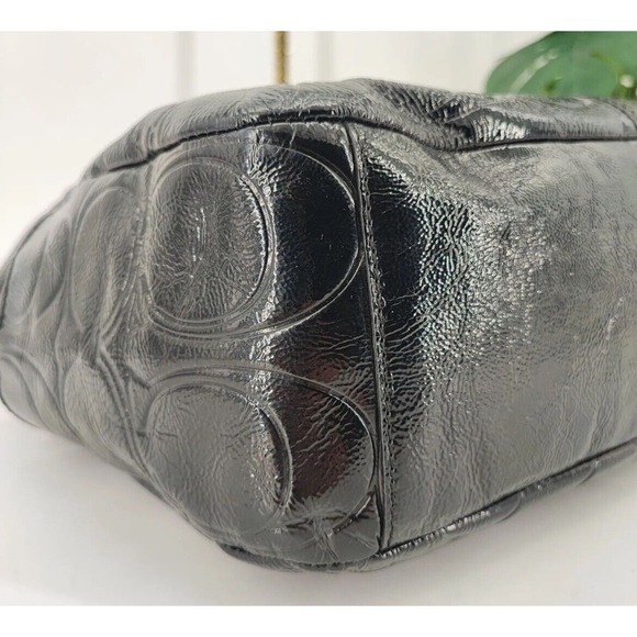 COACH Gallery Embossed Black Patent Leather Medium Tote Bag F19462 Fast Ship - Picture 14 of 15